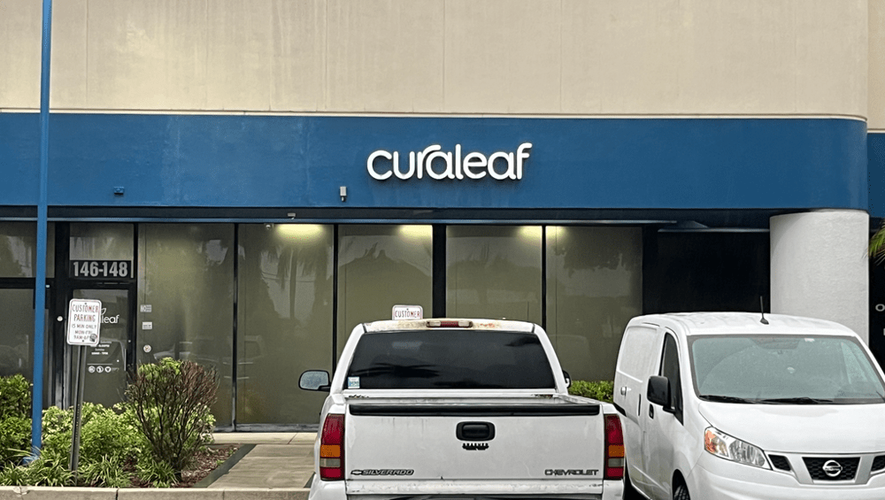 The Power of Customer Reviews in Cannabis Delivery: Building Trust and Driving Decisions